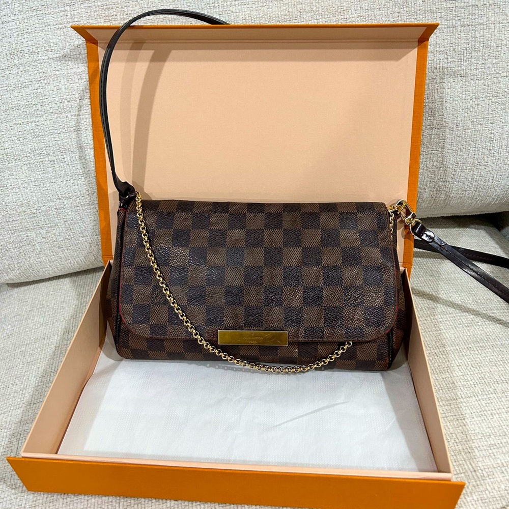 Louis Vuitton Brown Checkered Bag - Picture 6 of 15
